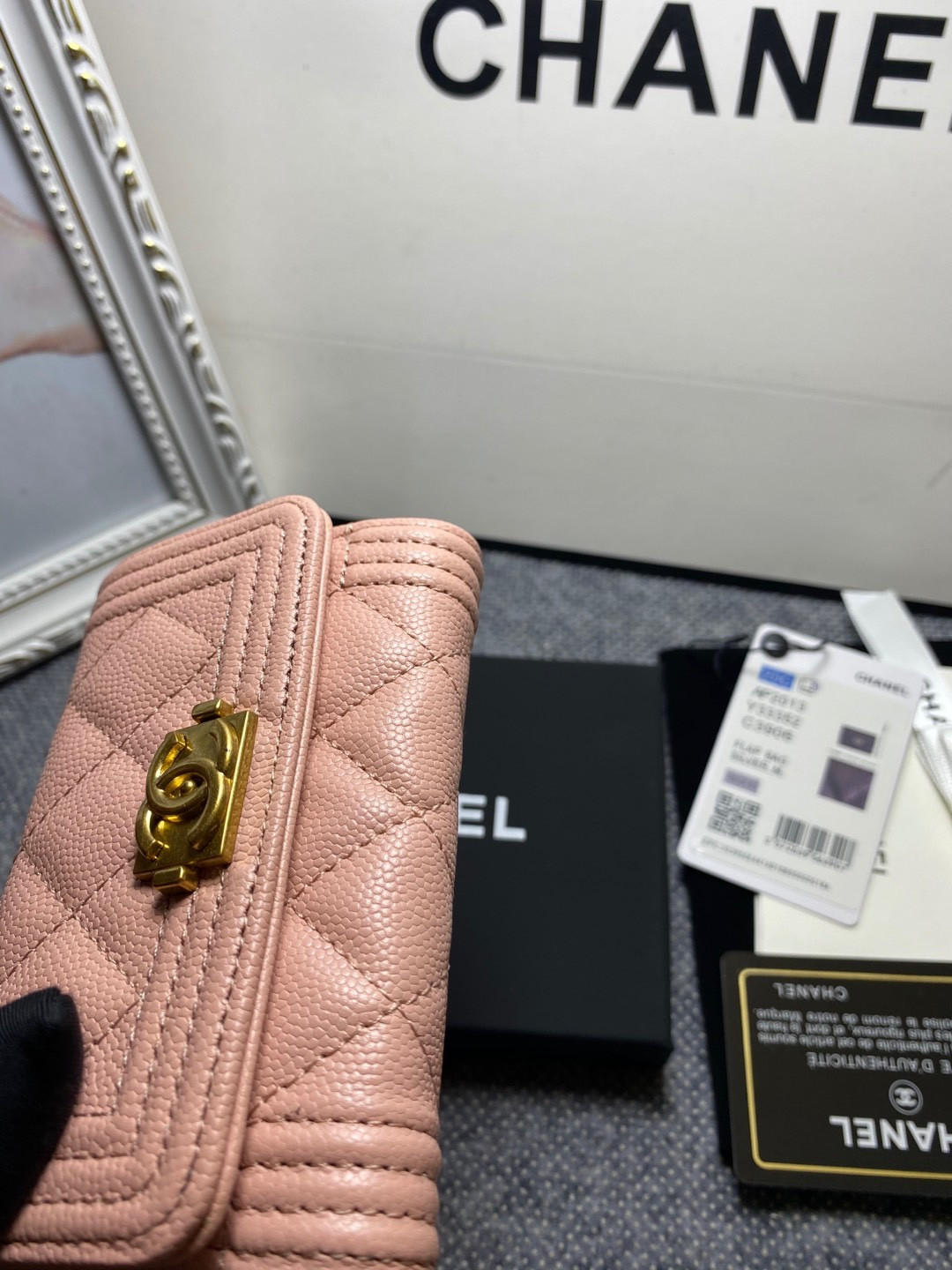 Ch*el flap wallet 12-7cm