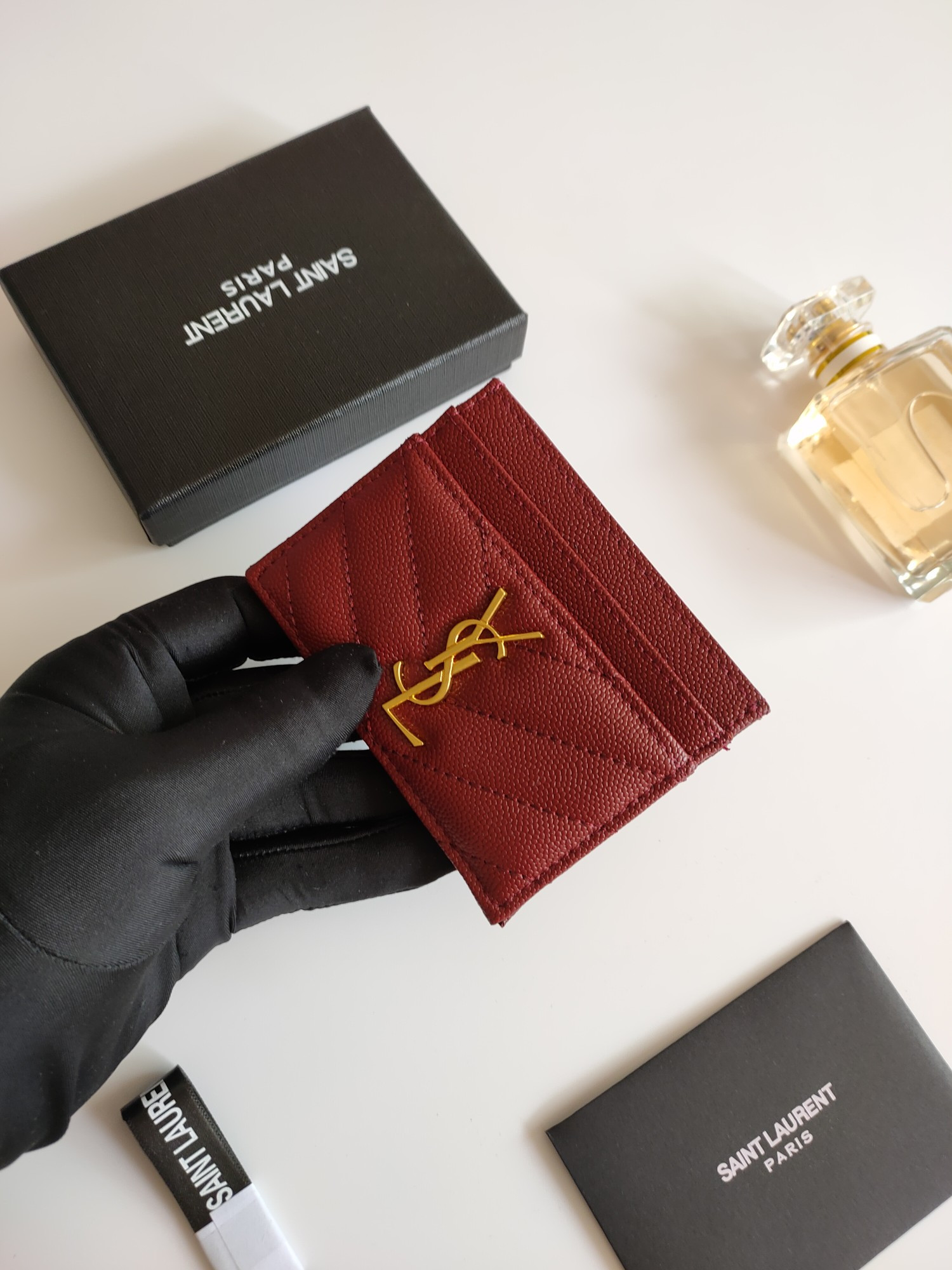 Y*L card holder 10.5×7.5×0.5cm