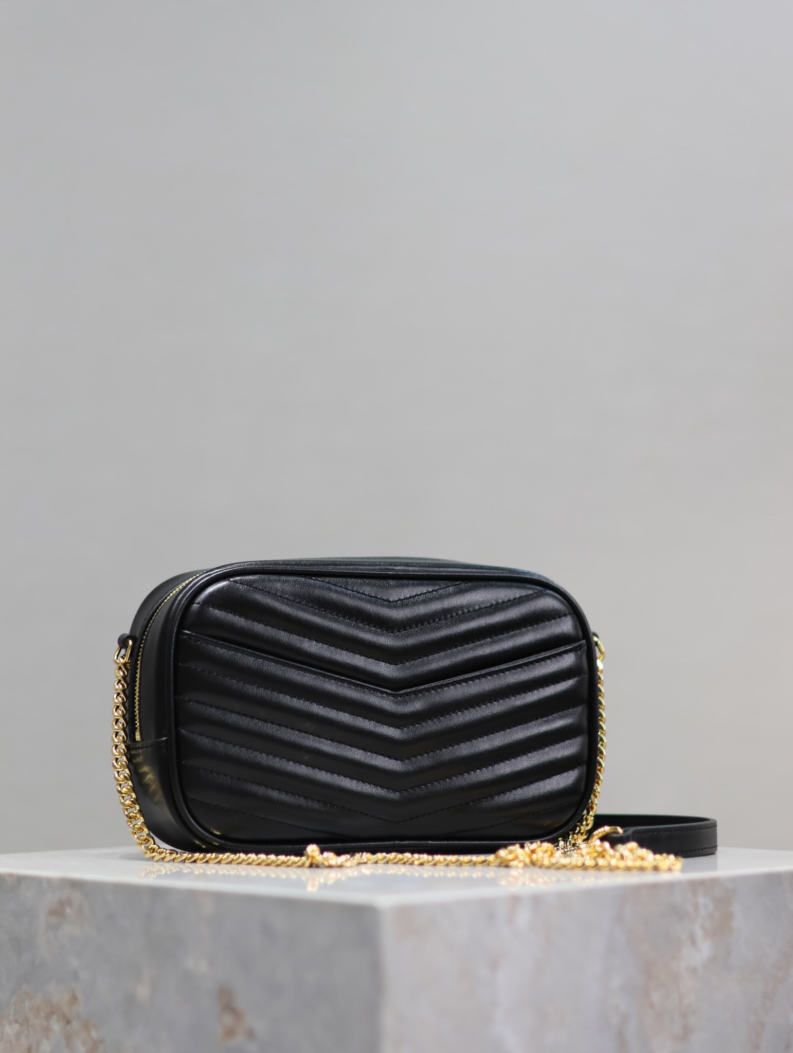 Y*L mini lou in quilted leather 7.5 x 4.1 x 2 inches