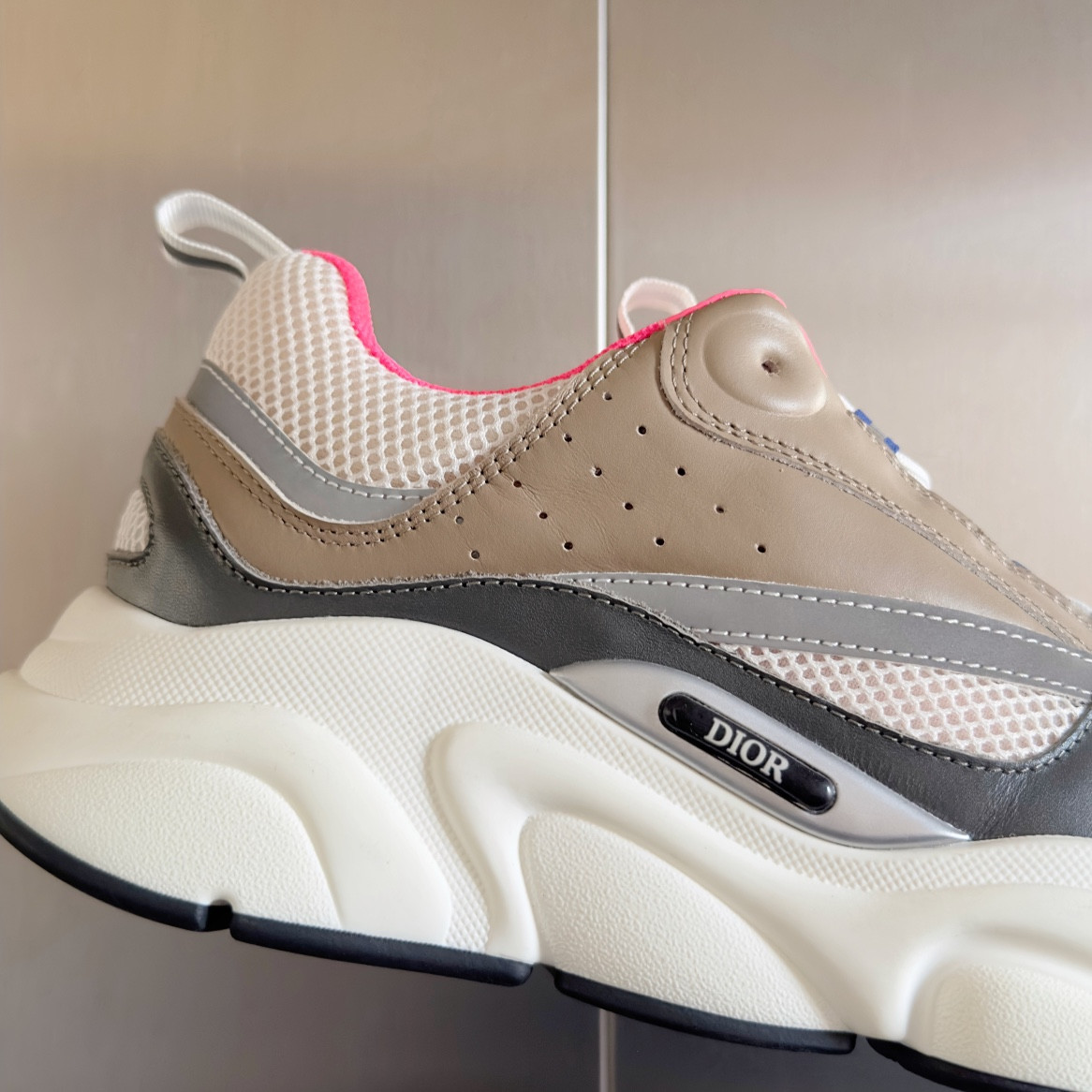 ua D*or b22 sneaker
