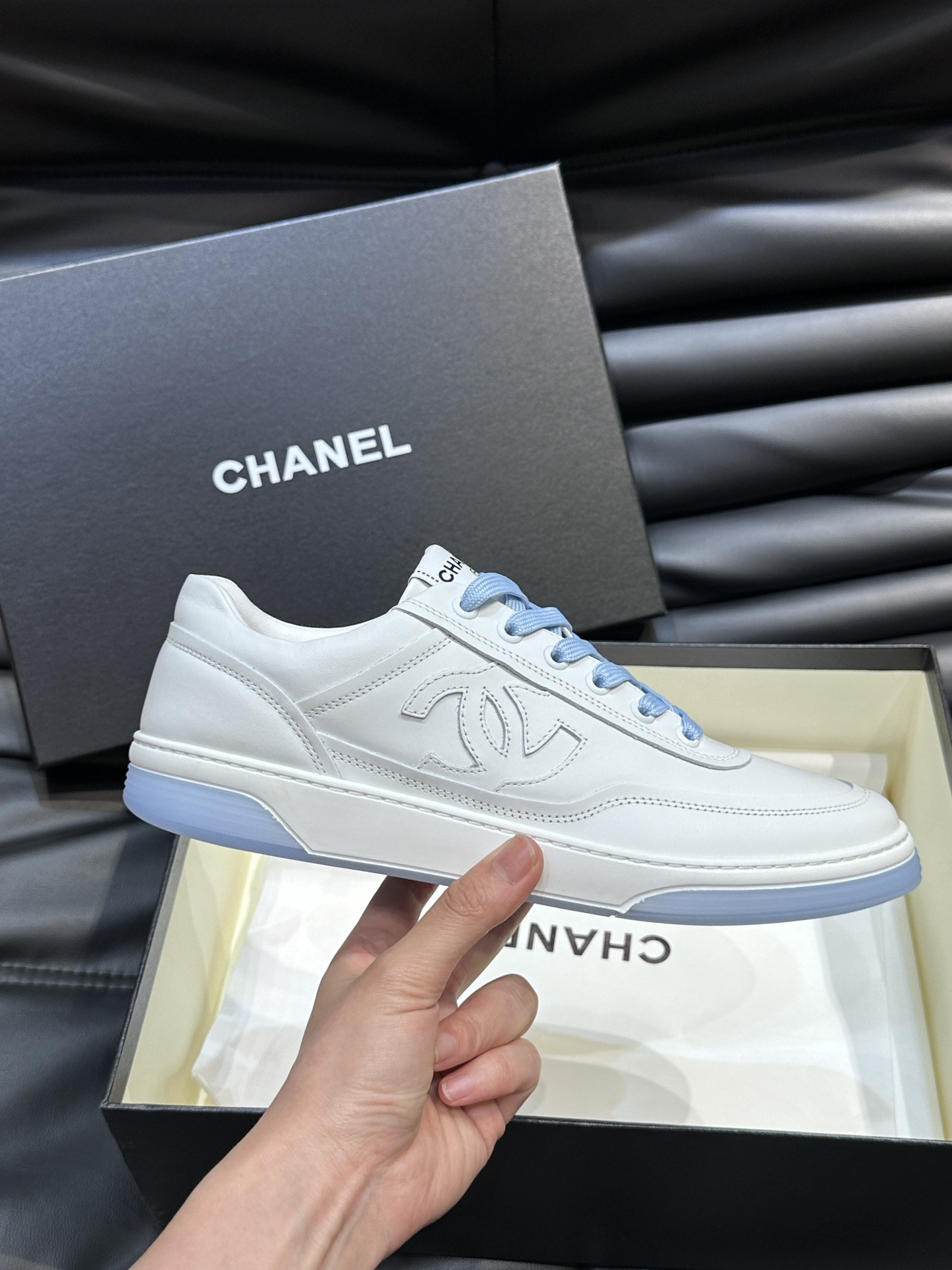ua Ch*el sneaker calfskin