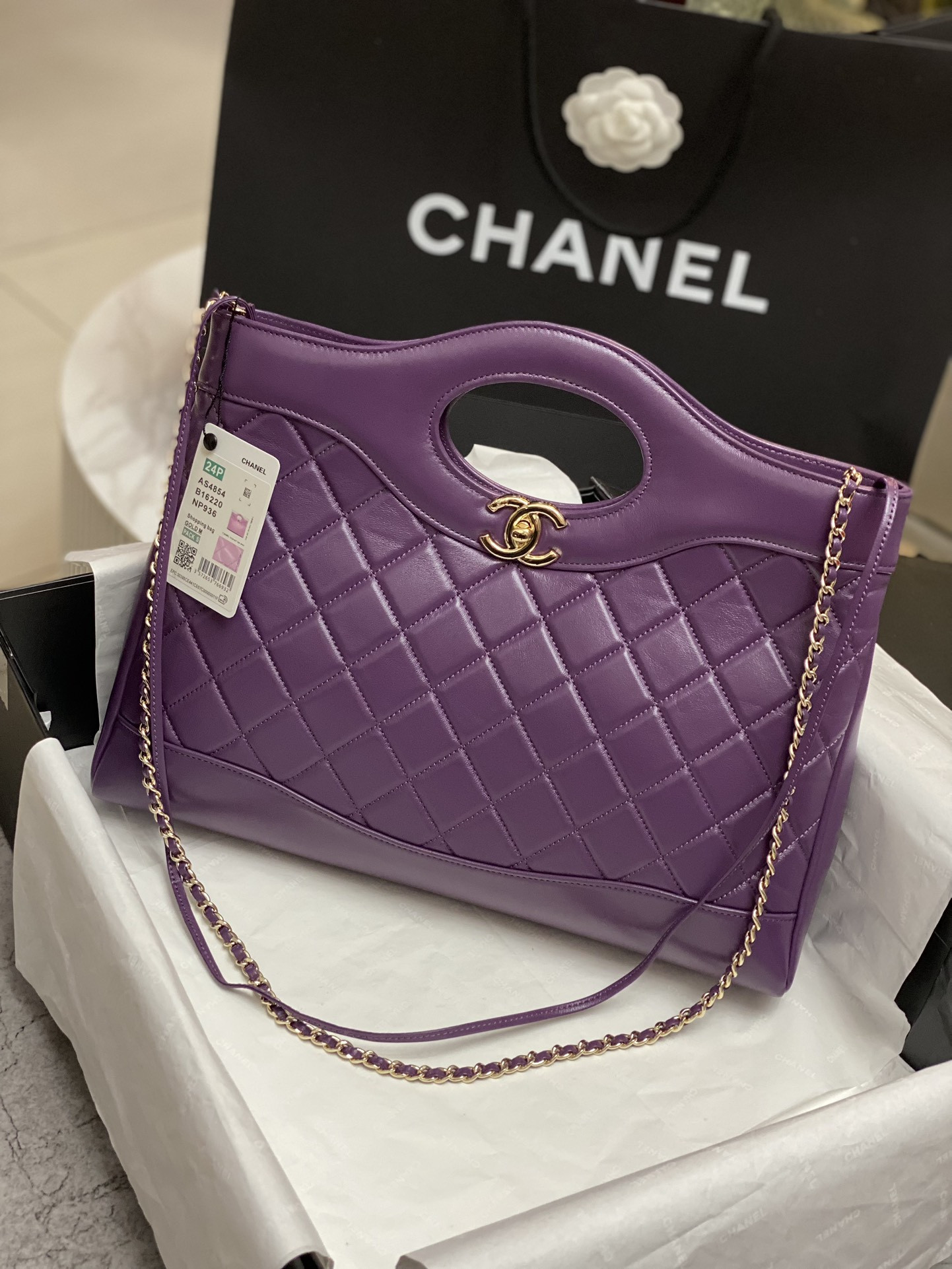 Ch*el  shopping bag shiny lambskin & gold-tone metal 35x39x8cm