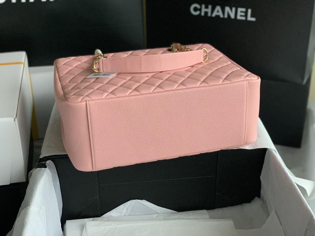 Ch*el gst caviar leather hardware 24x33x13cm