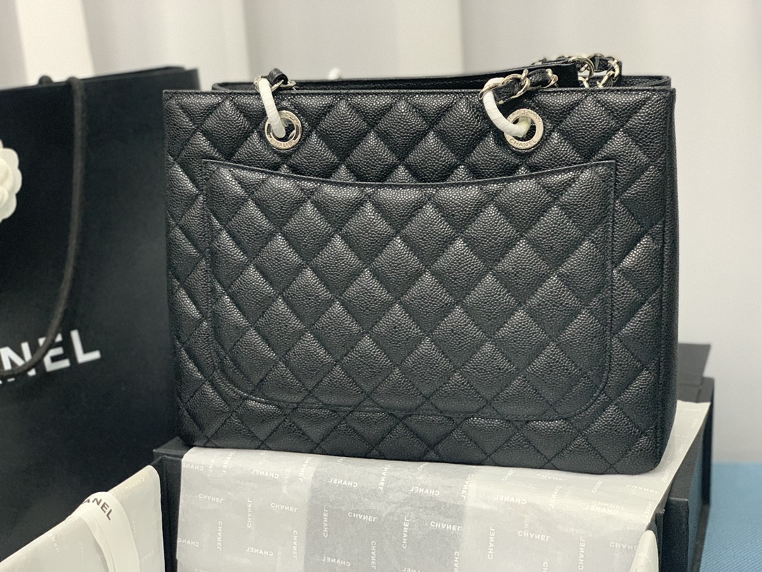Ch*el gst caviar leather hardware 24x33x13cm
