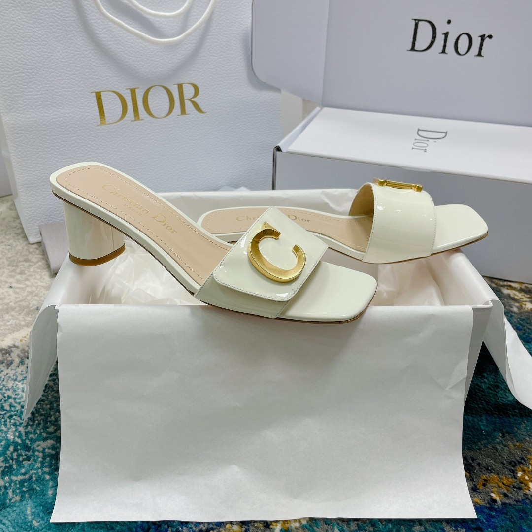 ua D*or or c
