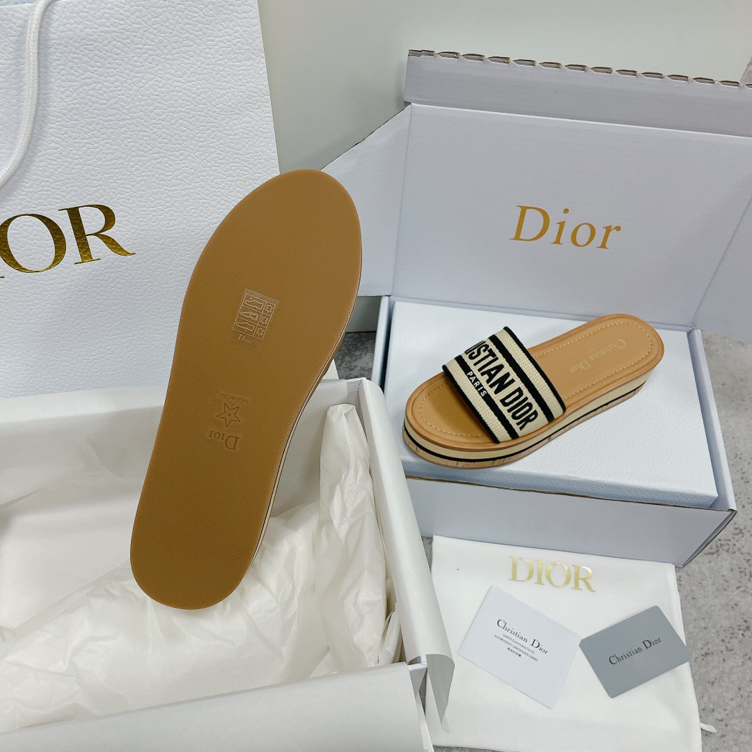 ua D*oriviera dway platform slide