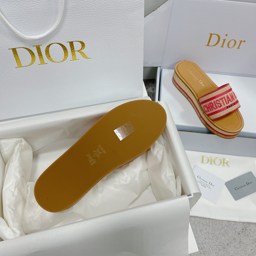 ua D*oriviera dway platform slide candy pink