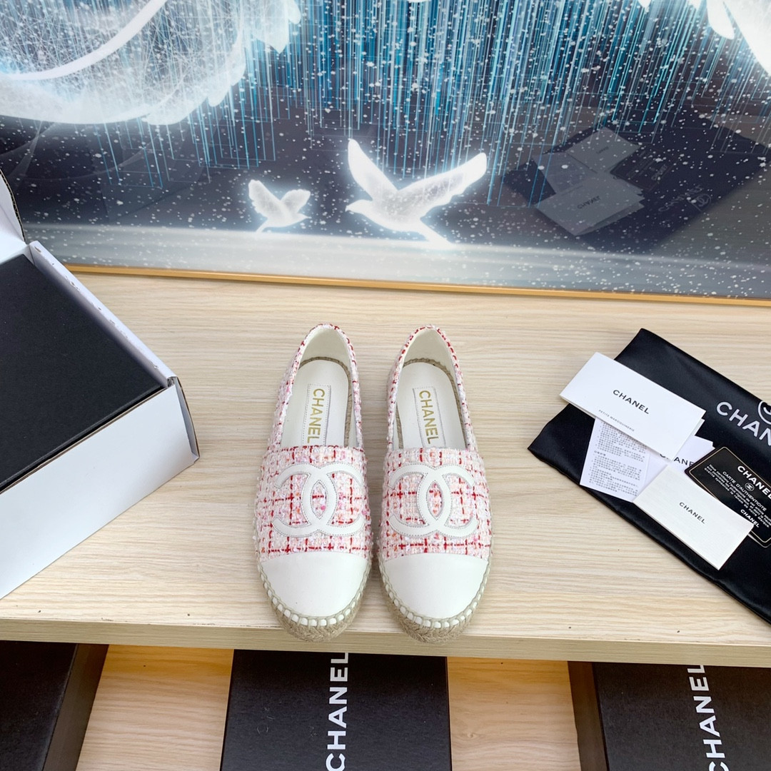 ua Ch*el espadrilles
