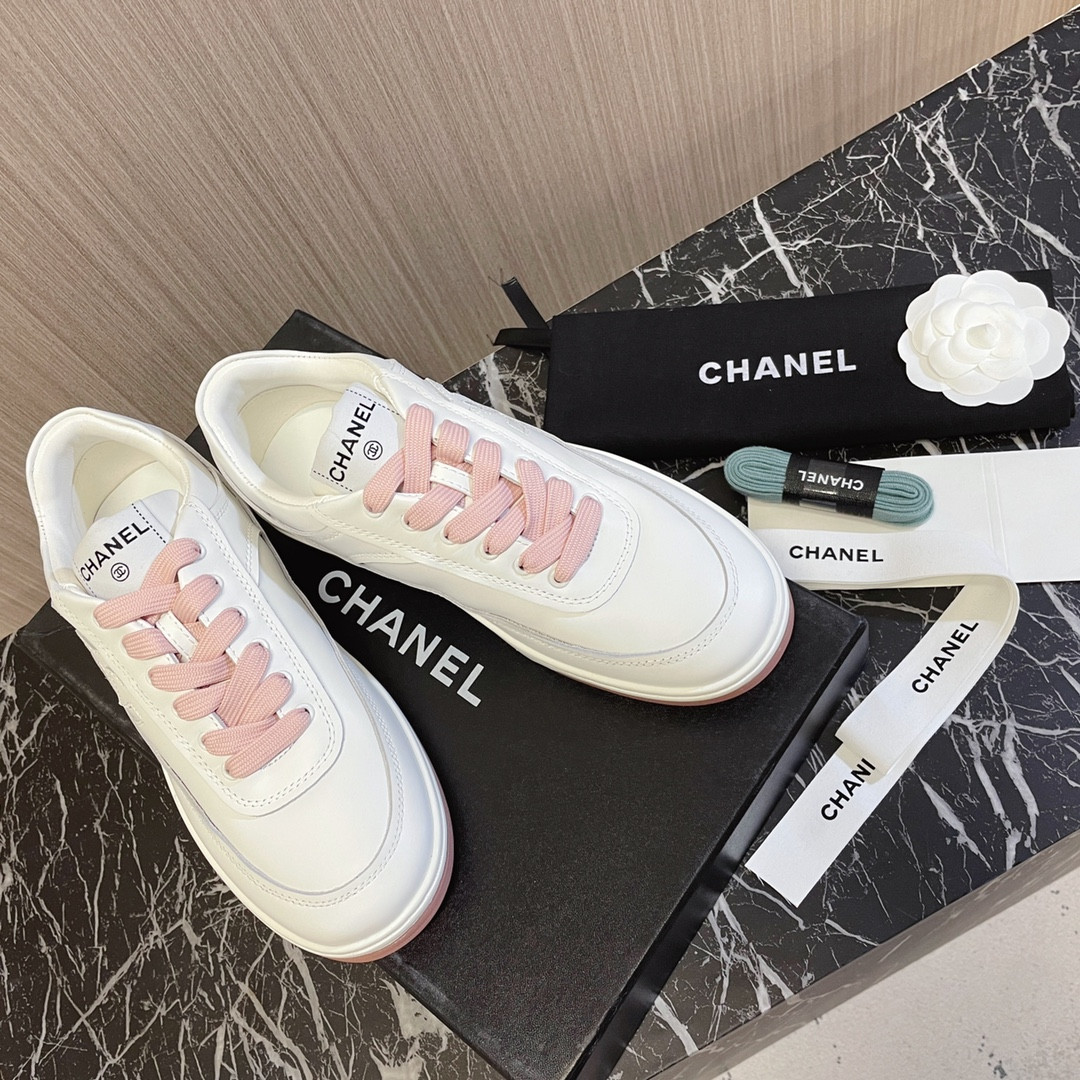 ua Ch*el sneakers calfskin