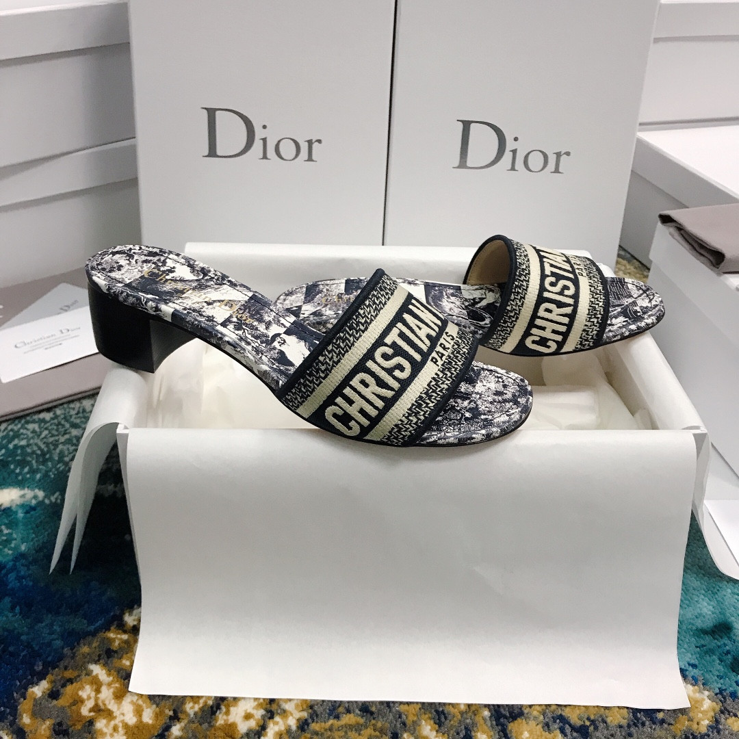 ua D*or dway heeled slide