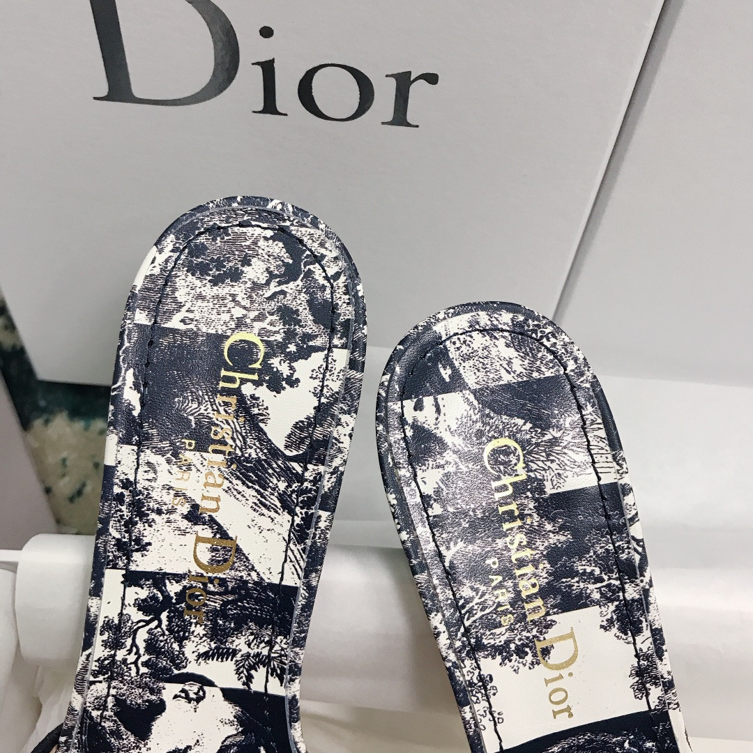 ua D*or dway heeled slide