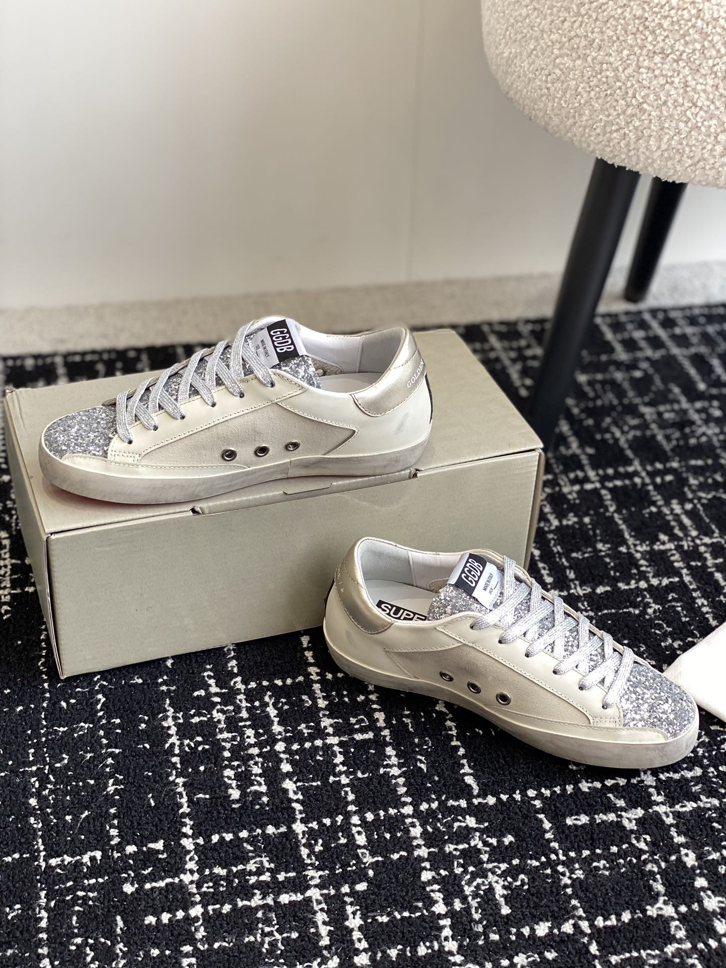 ua g01den G003e s*per-star sneaker
