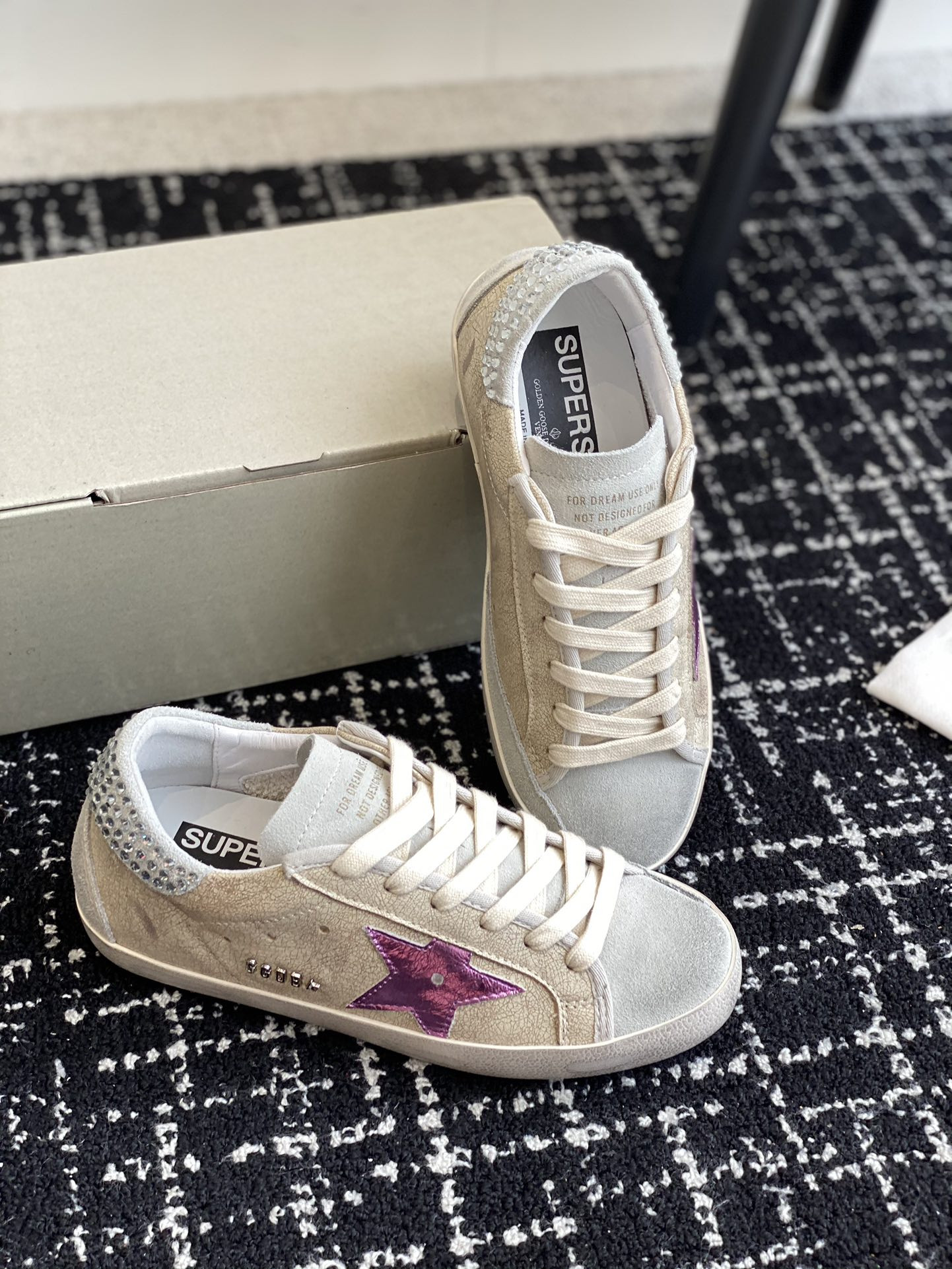 ua g01den G003e s*per-star sneaker