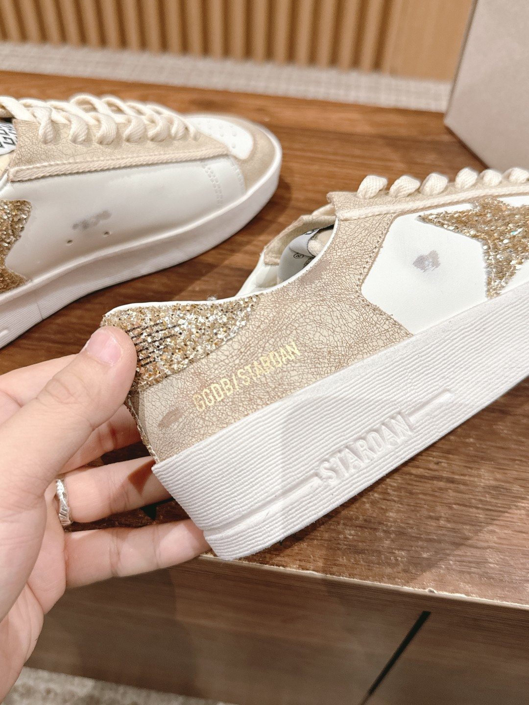 ua g01den G003e stardan sneaker
