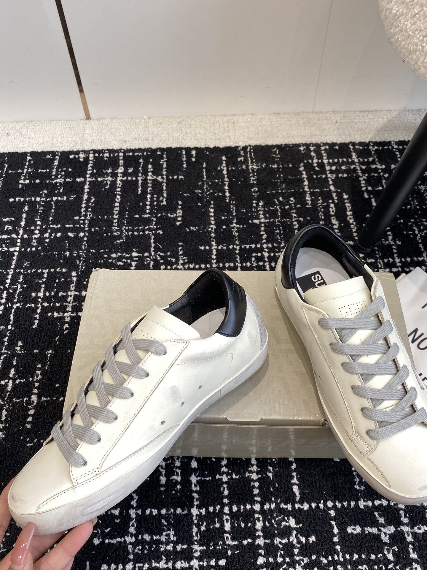 ua g01den G003e s*per-star sneaker