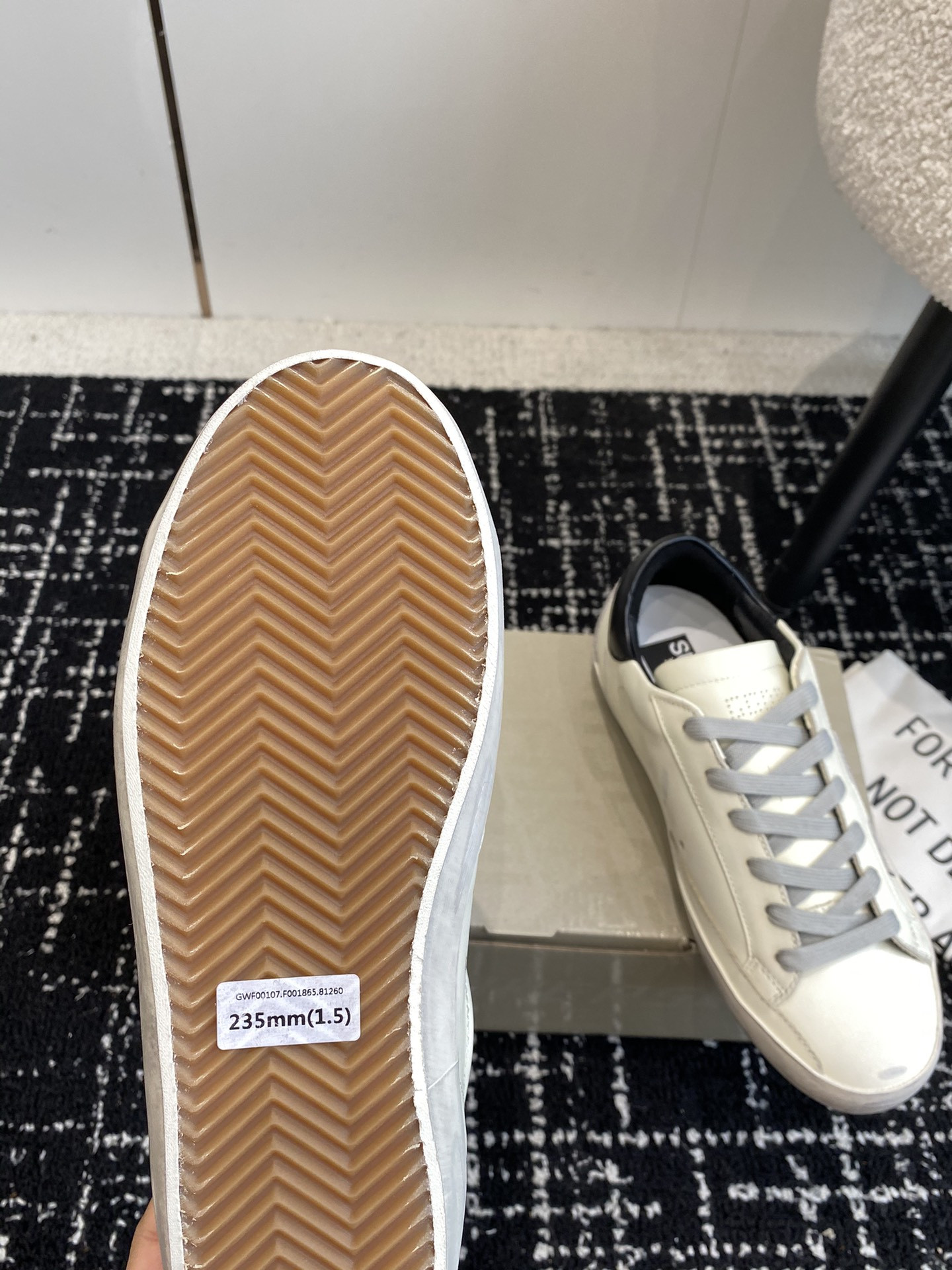 ua g01den G003e s*per-star sneaker