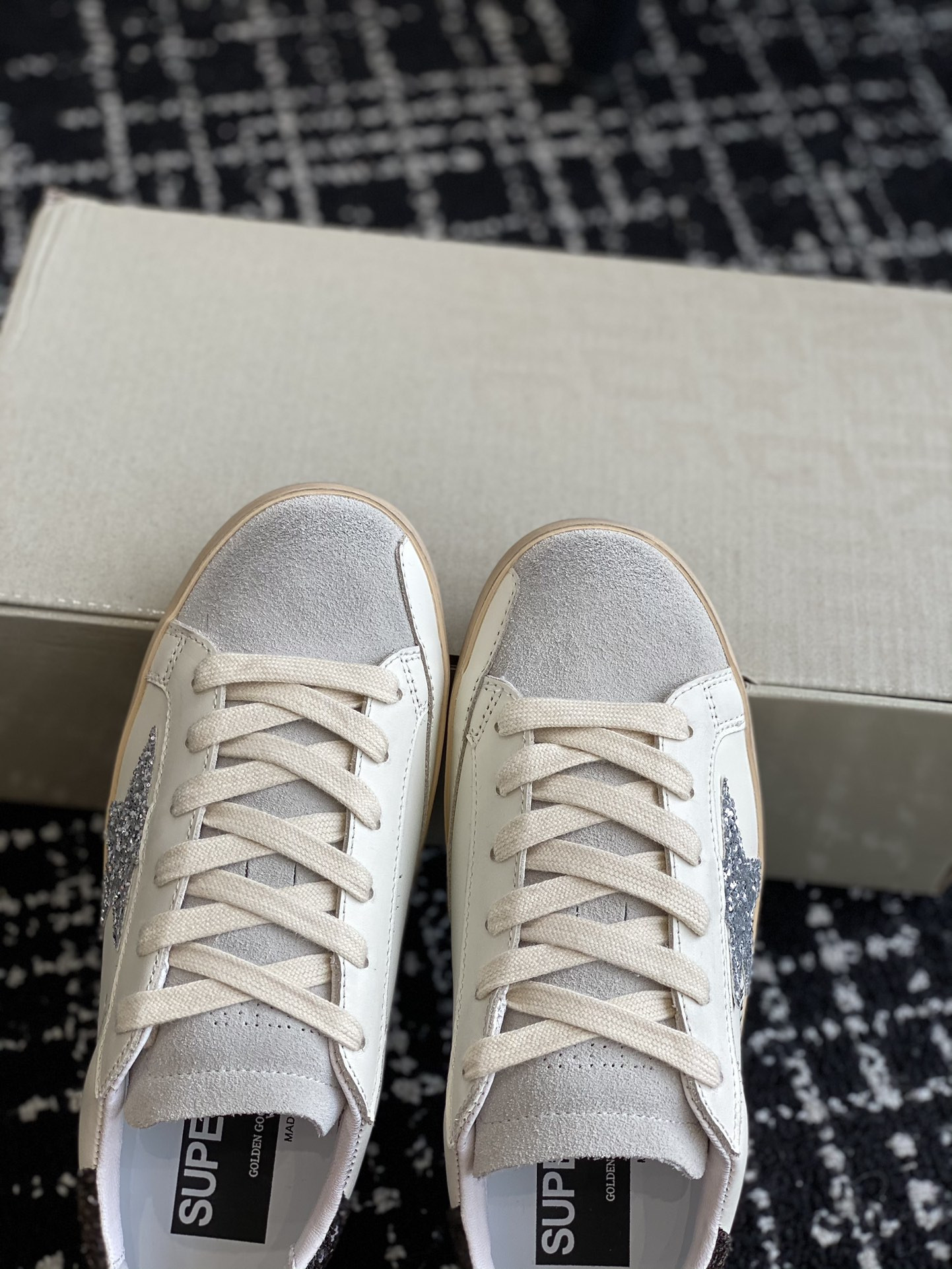 ua g01den G003e s*per-star sneaker