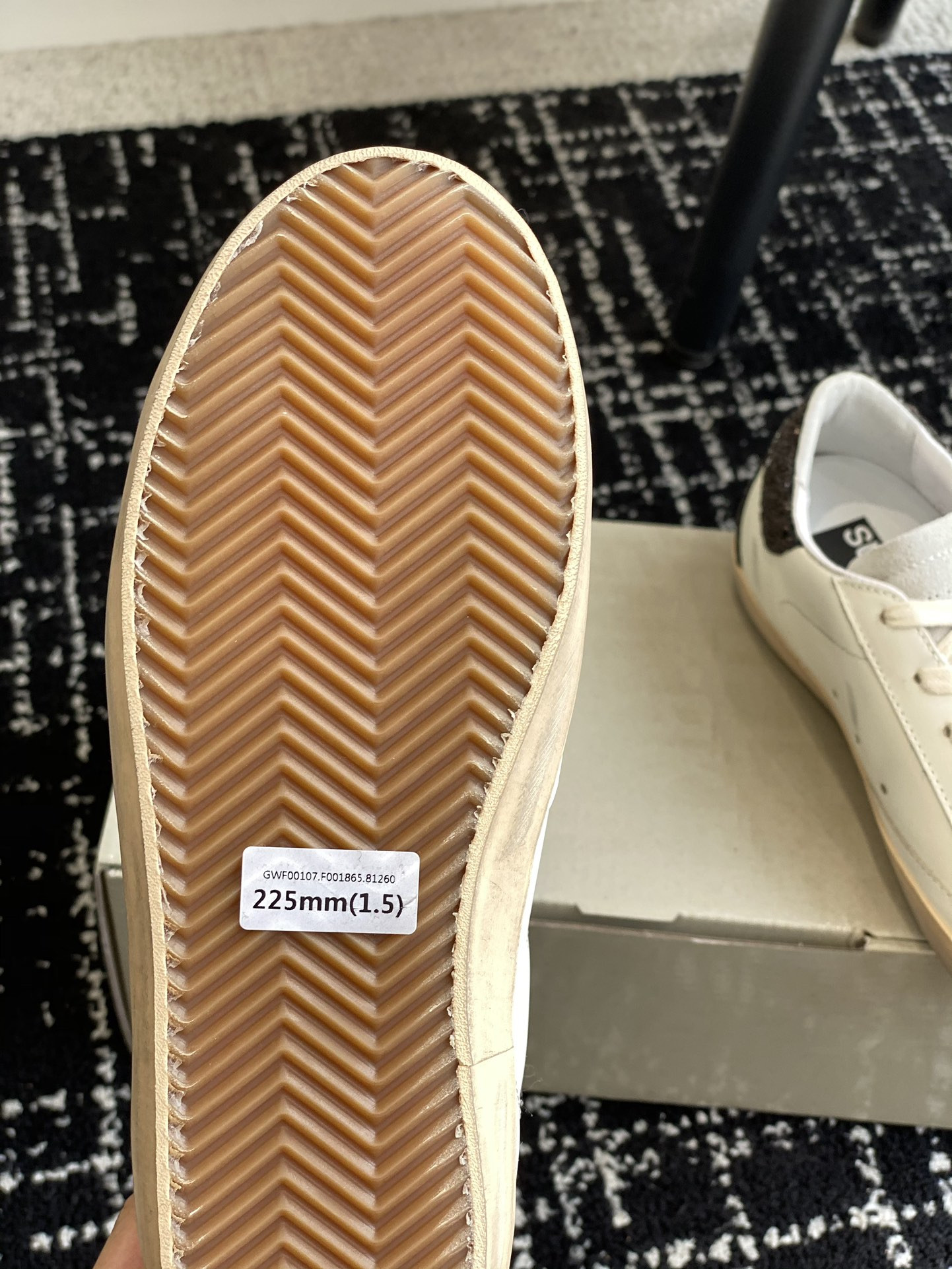 ua g01den G003e s*per-star sneaker