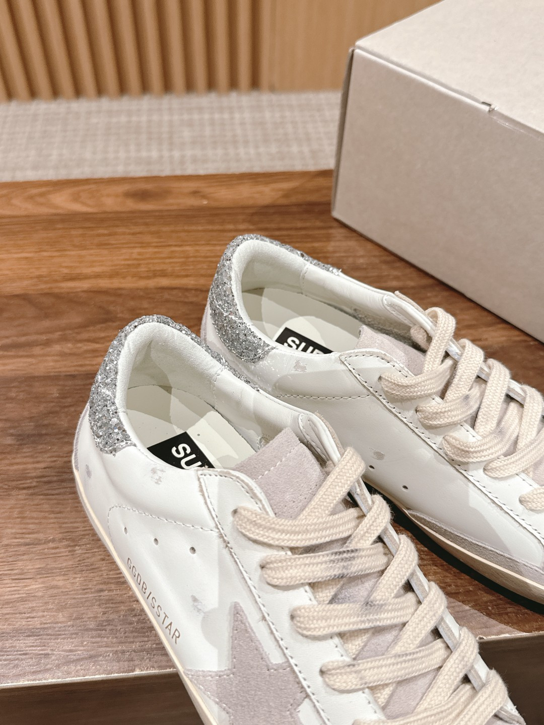 ua g01den G003e s*per-star sneaker