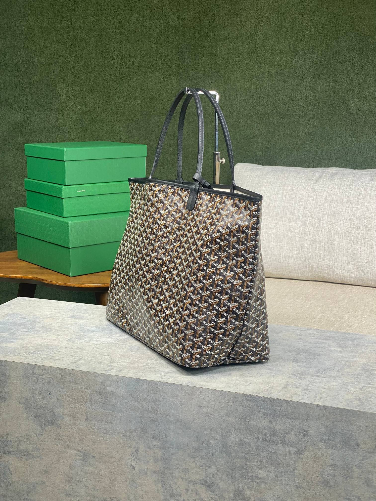 Go*ard saint l0*is gm bag 34 cm x 20 cm x 40 cm