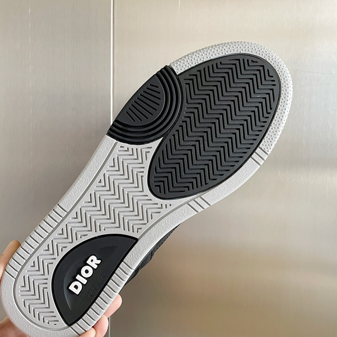 ua D*or b27 sneaker