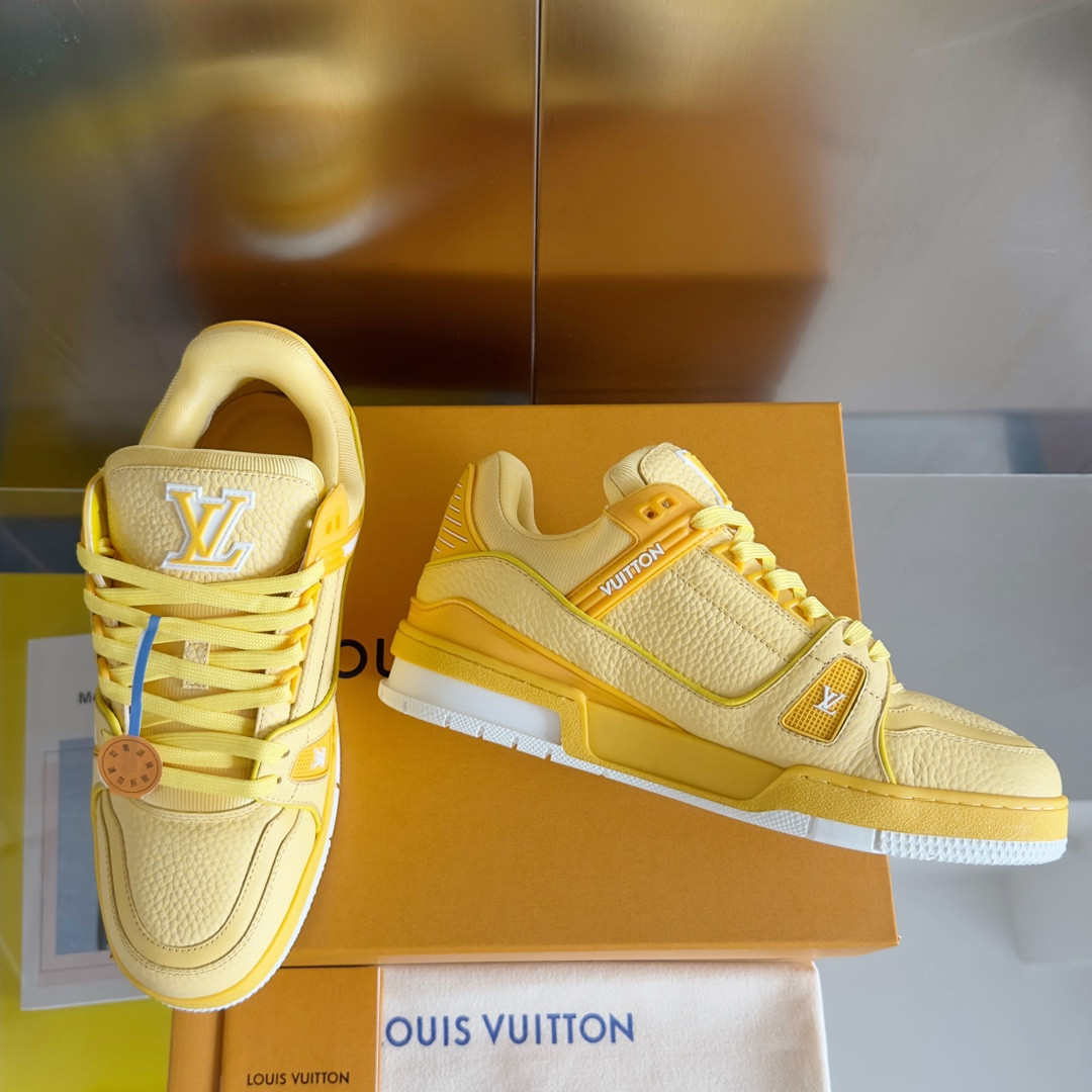 UA LV Trainer Sneaker