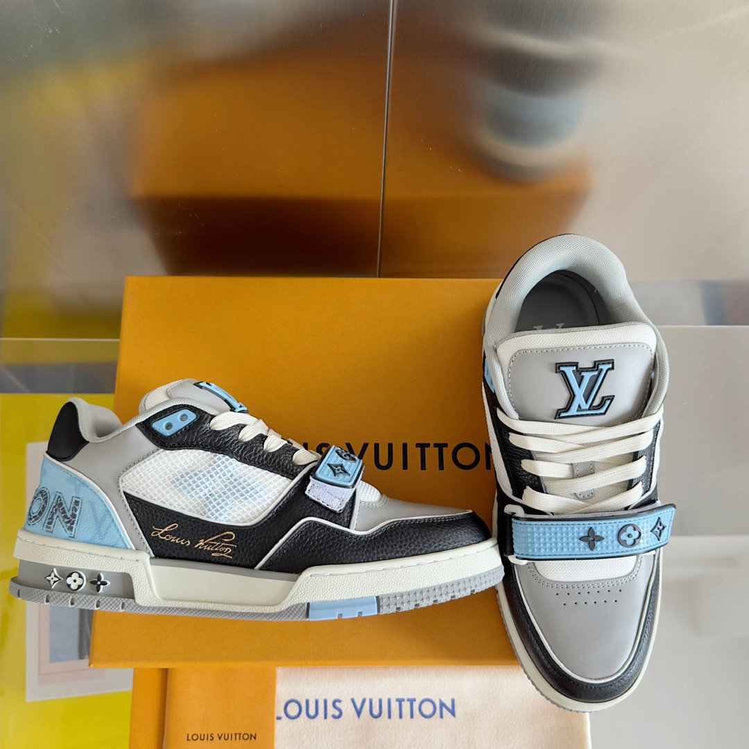 UA LV Trainer Sneaker