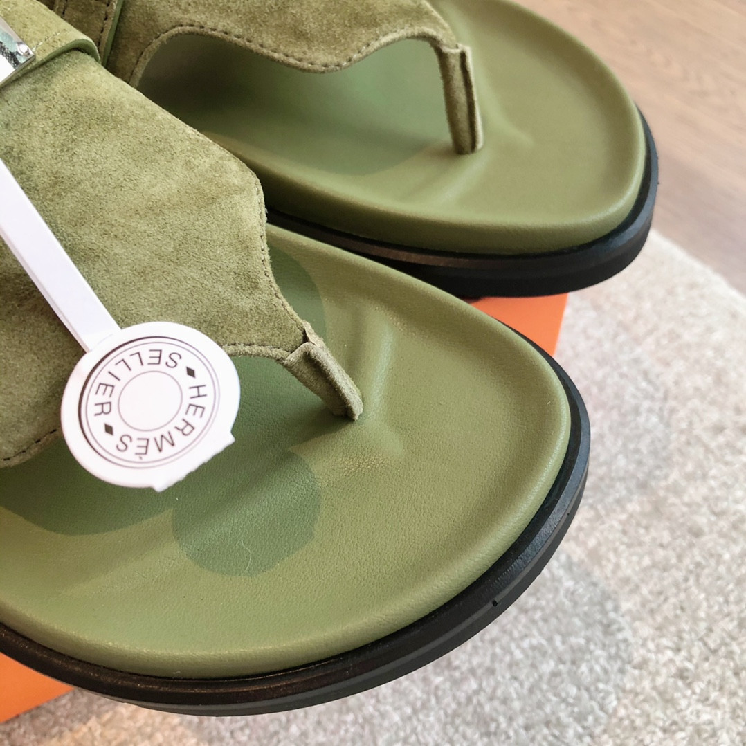 UA Hermès Empire sandal