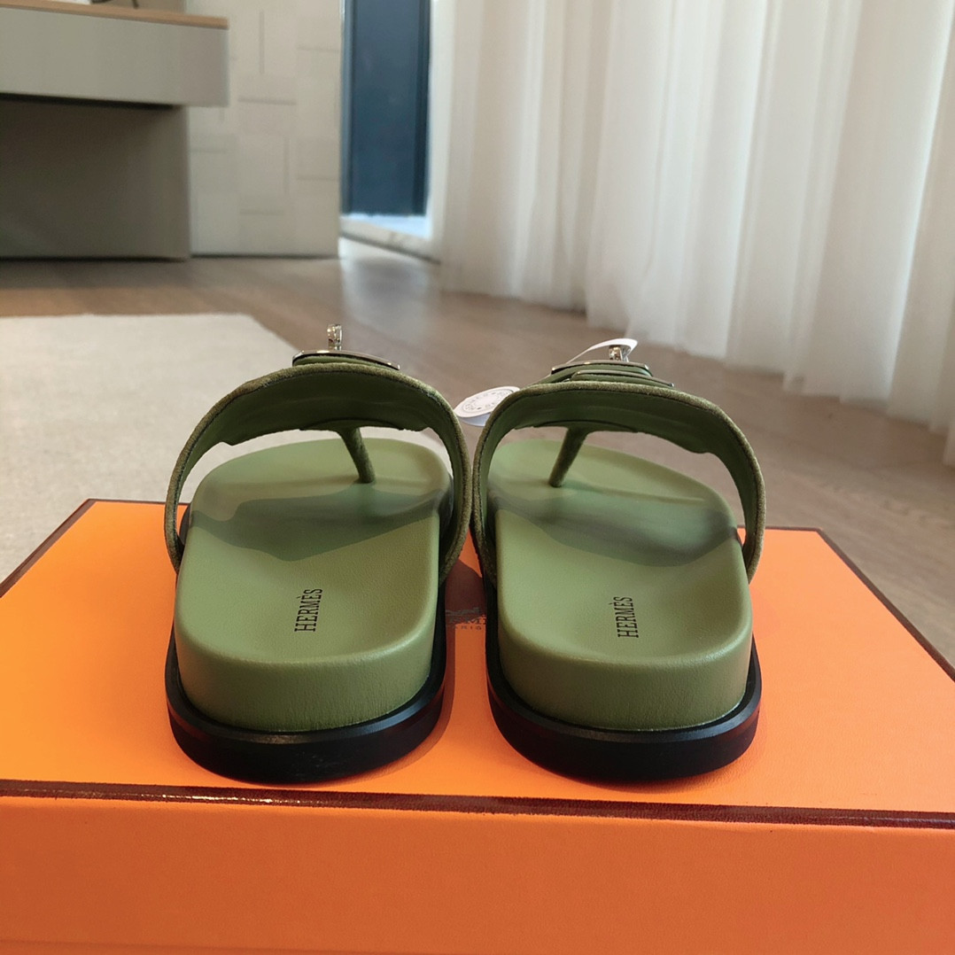 UA Hermès Empire sandal