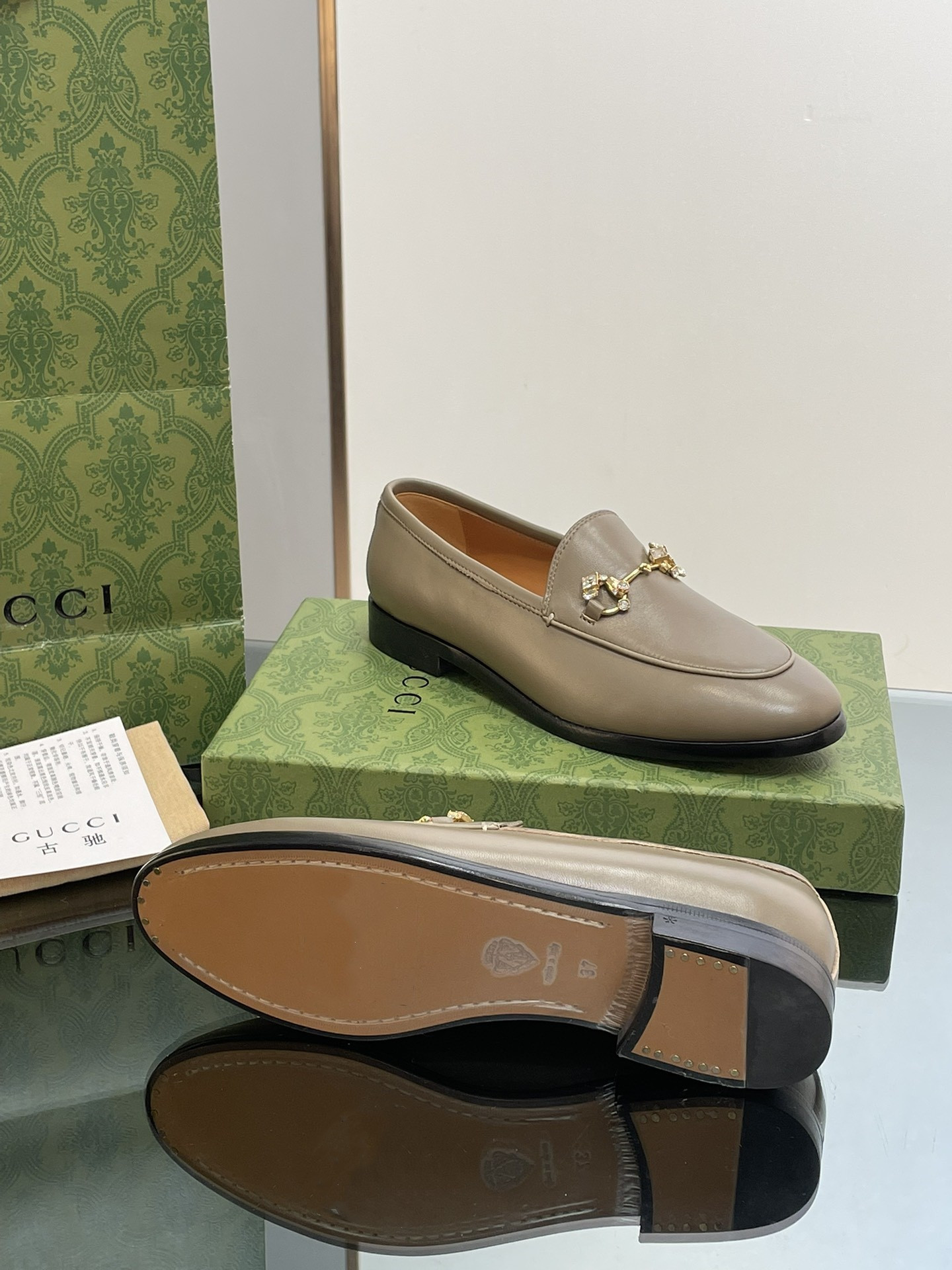 ua G*u*i horsebit loafer