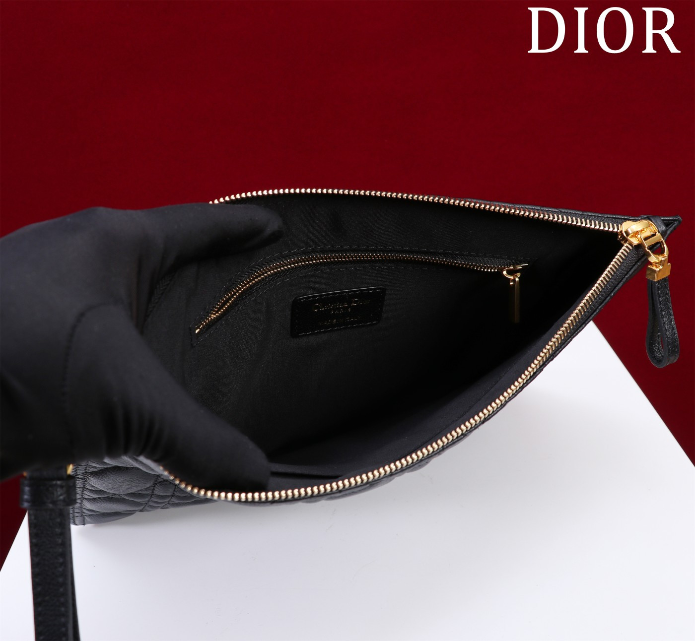 large D*or caro daily pouch 30 x 21.5 cm