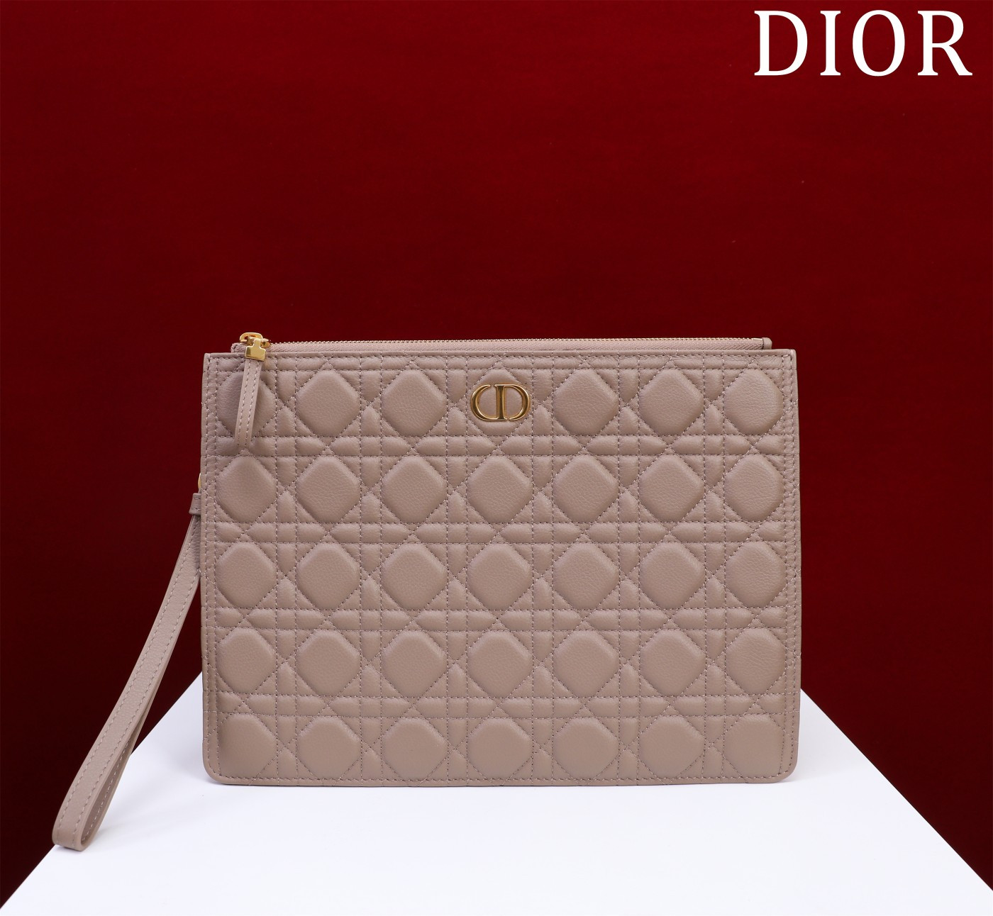 large D*or caro daily pouch 30 x 21.5 cm