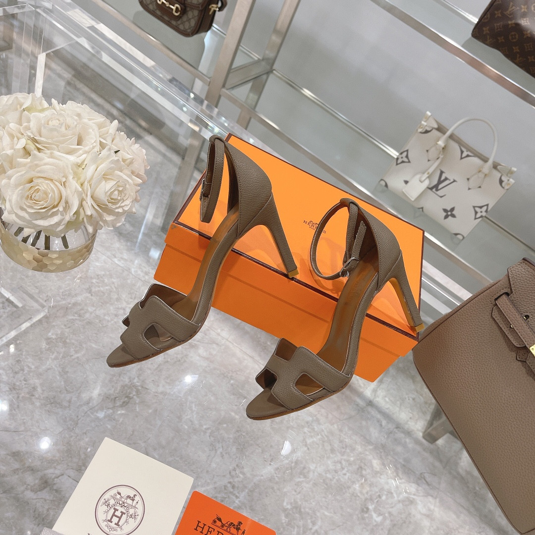 UA Hermès Heeled Sandal
