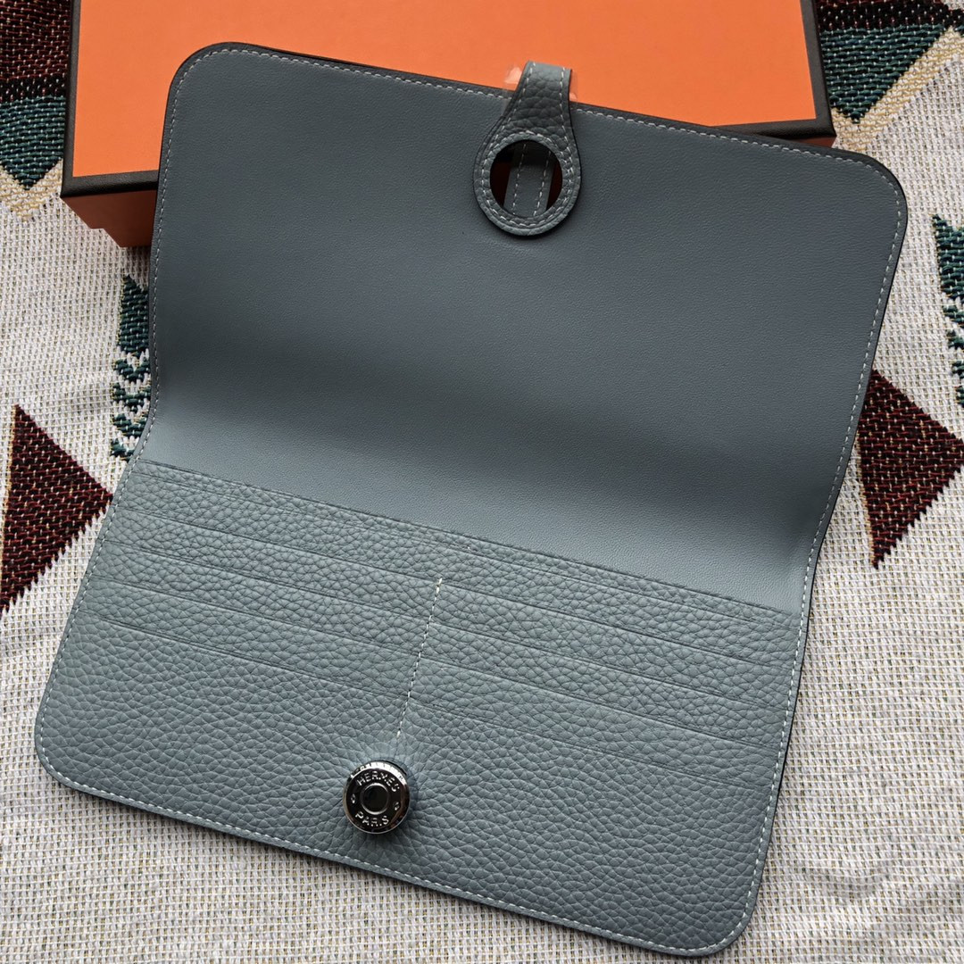 H**me5 dogon duo wallet