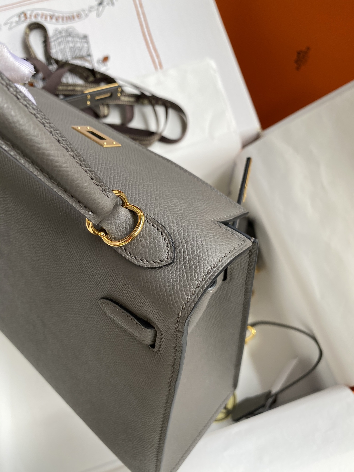 HERMÈS Kelly Gold-tone Hardware 25 28
