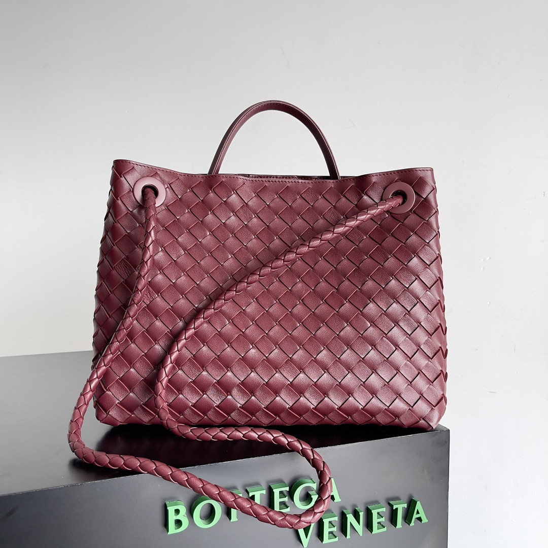 bo*te*ga Ve*ne*ta medium andiamo 32x25x11cm