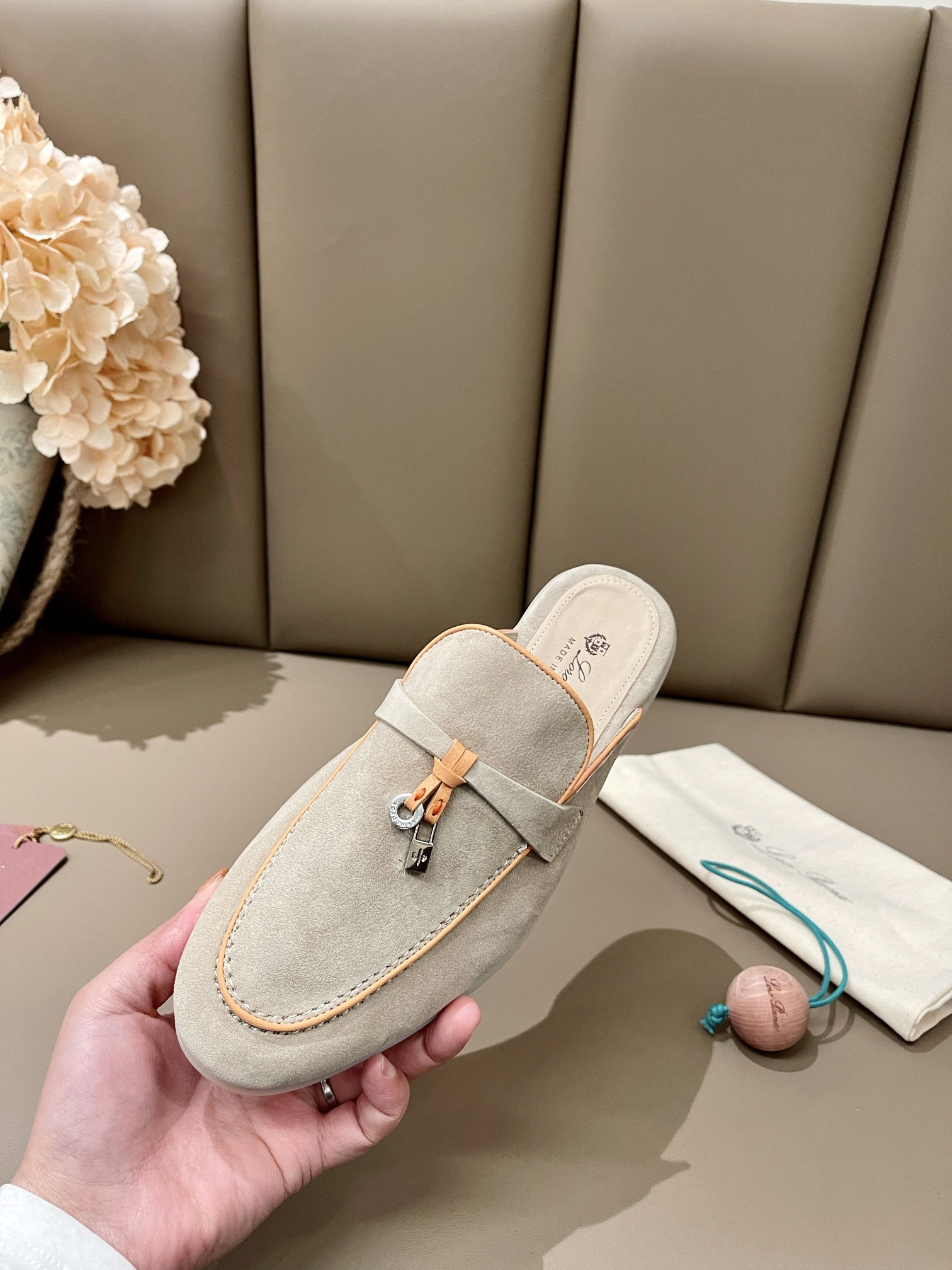 ua L**o p*ana babouche charms walk loafers