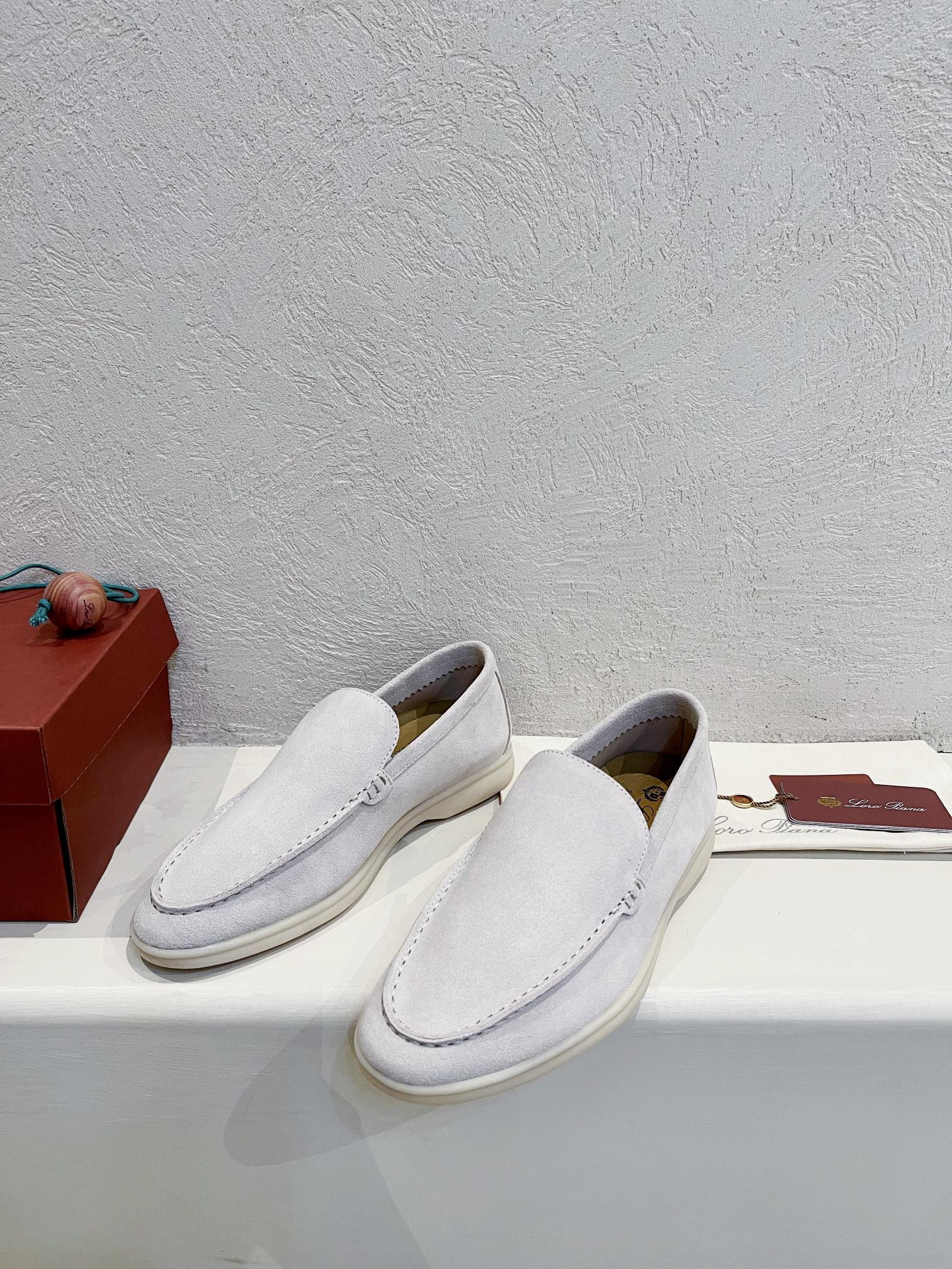 ua L**o p*ana summer walk loafers