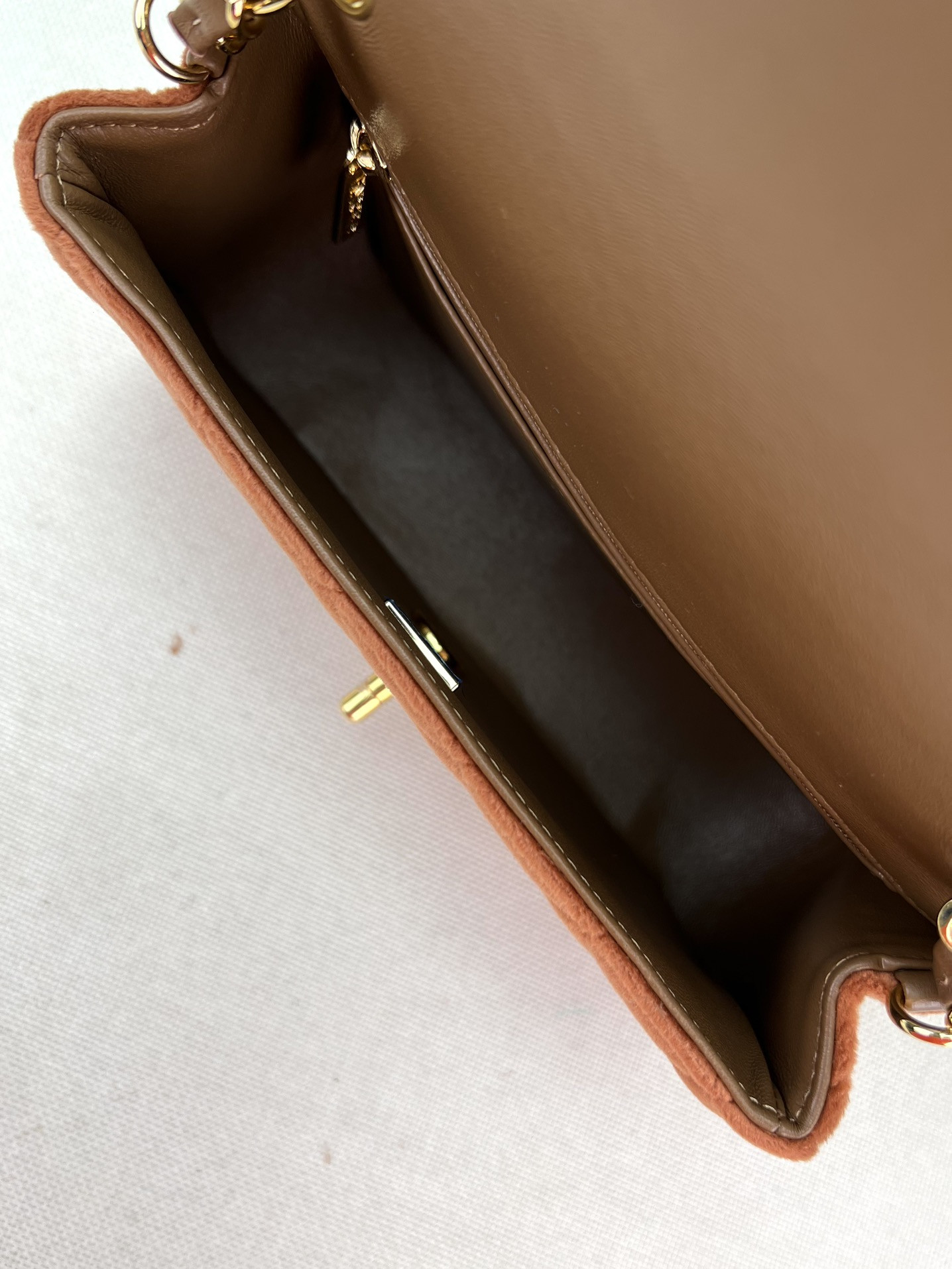 Ch*el classic flap bag 20cm