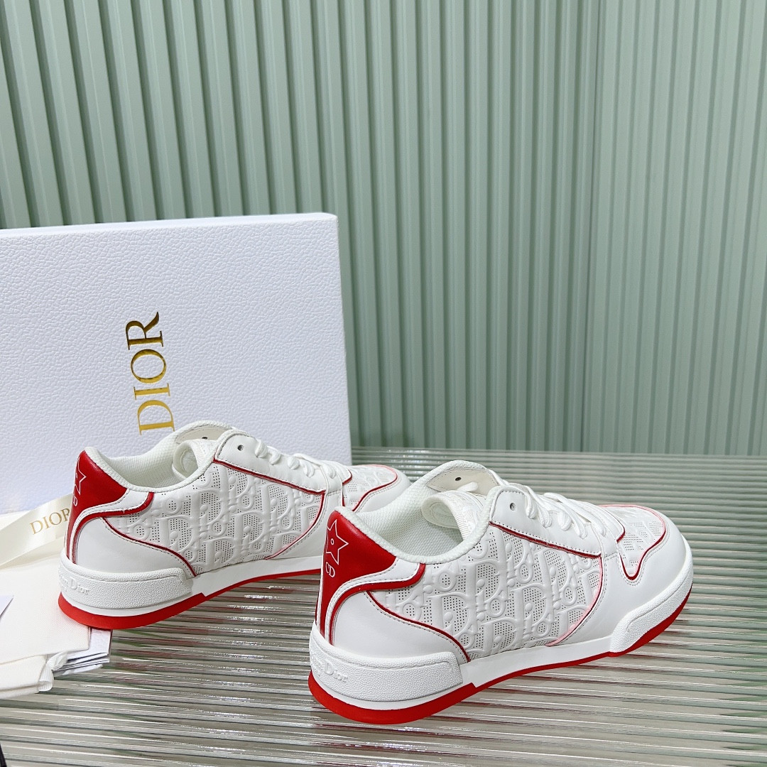 ua D*or one sneaker