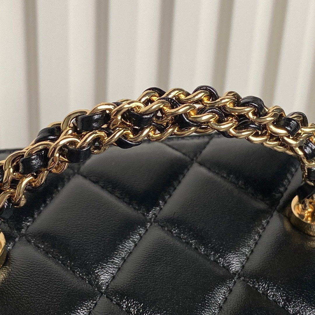 Ch*el clutch with chain 9.5x 17x 8cm