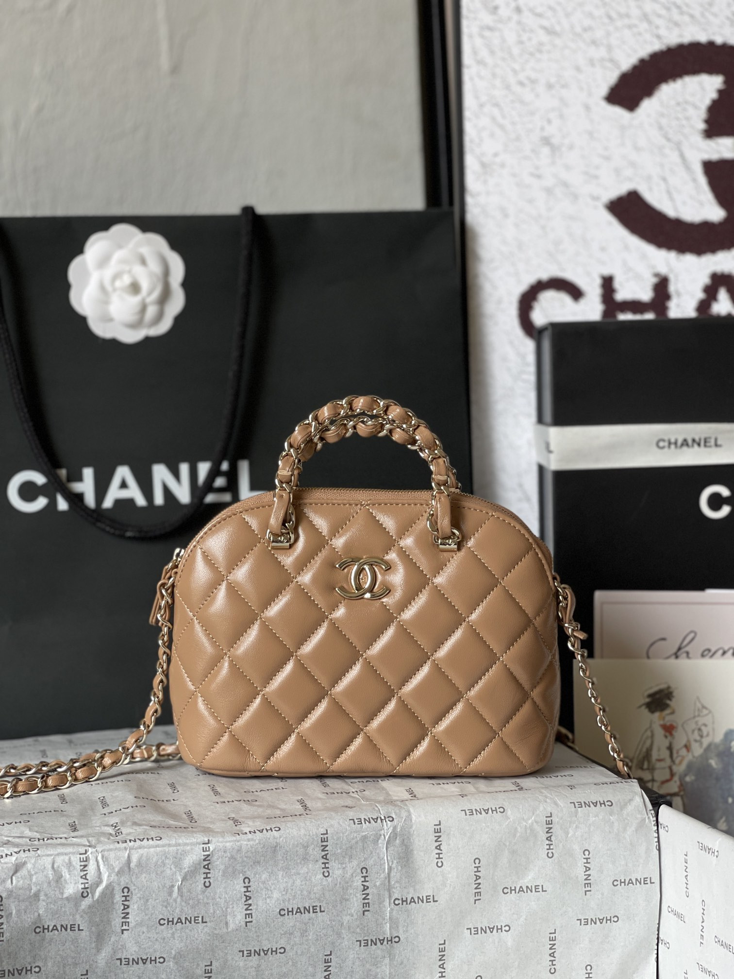 Ch*el small shopping bag 15x20x6cm
