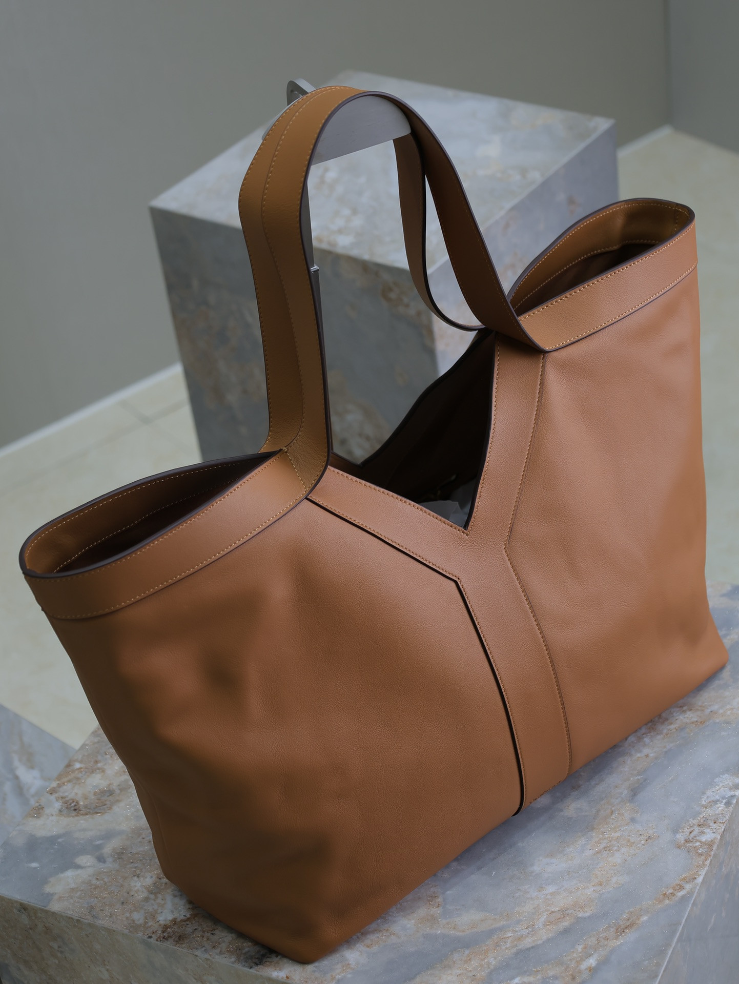 Y*L why tote 38 39x34x22cm