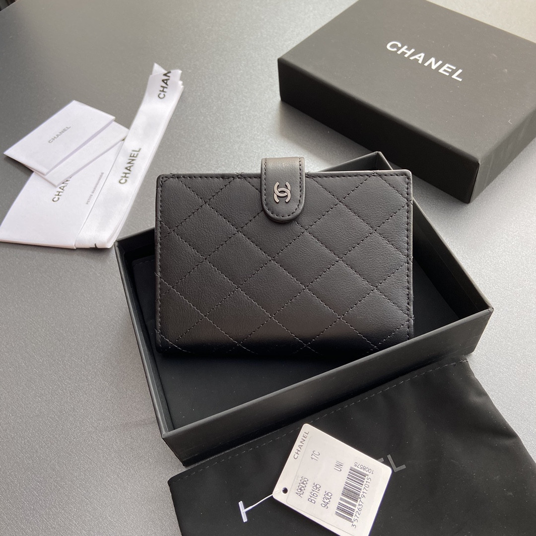 Ch*el card holder 10×14×2cm