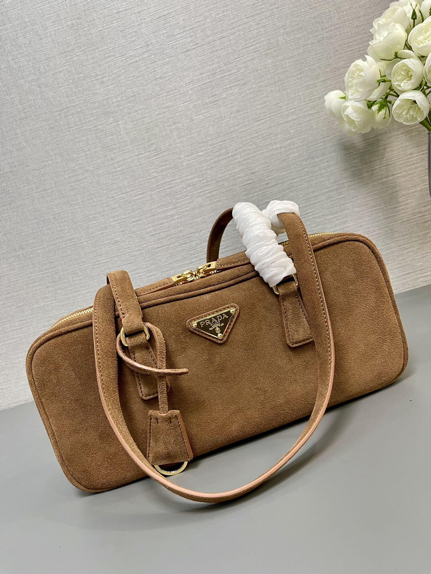 Pra*a re-edition 1978 handle bag  30x14x8.5cm