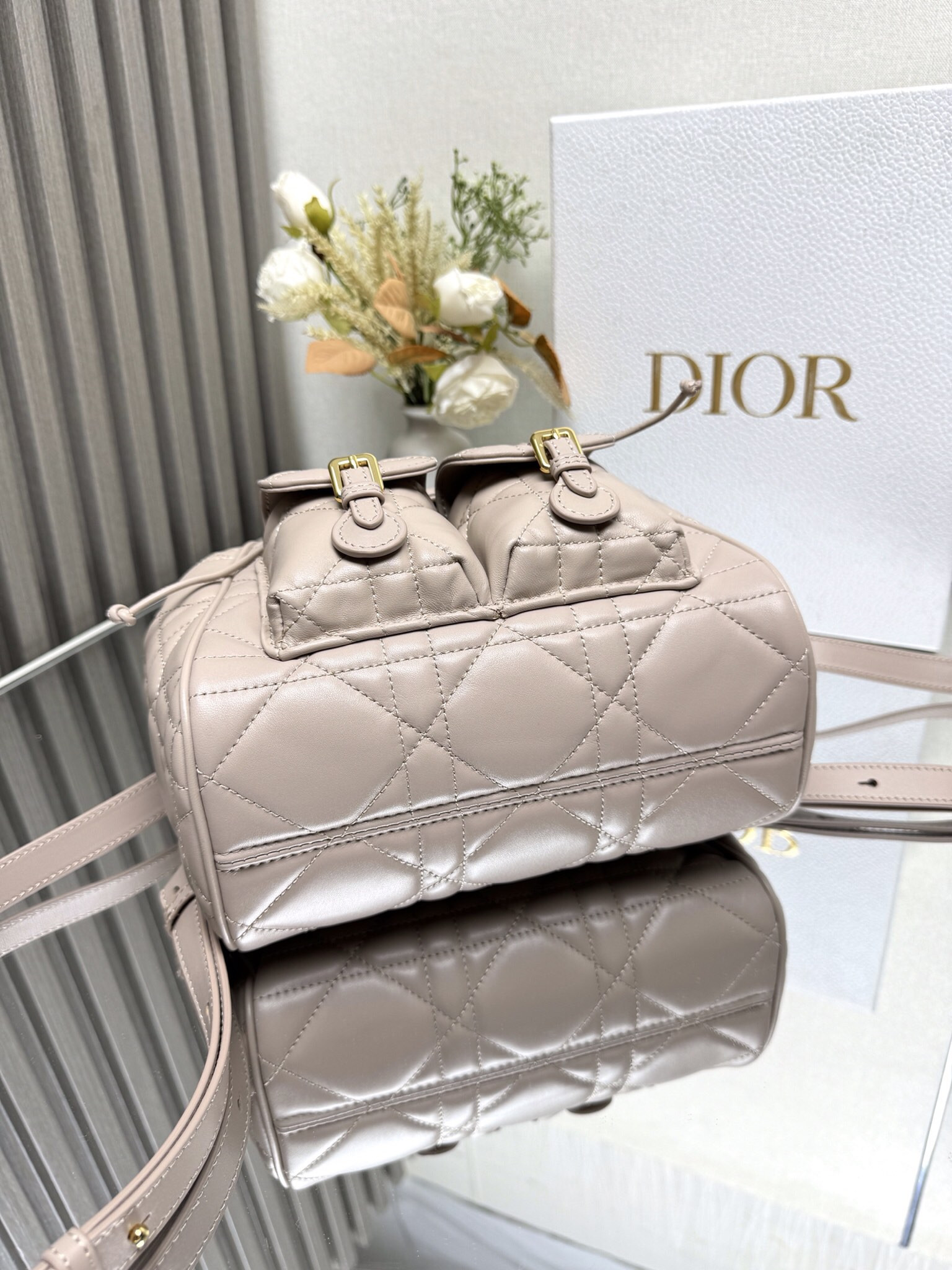 D*or caro backpack medium 23 x 26.7 x 12.5 cm