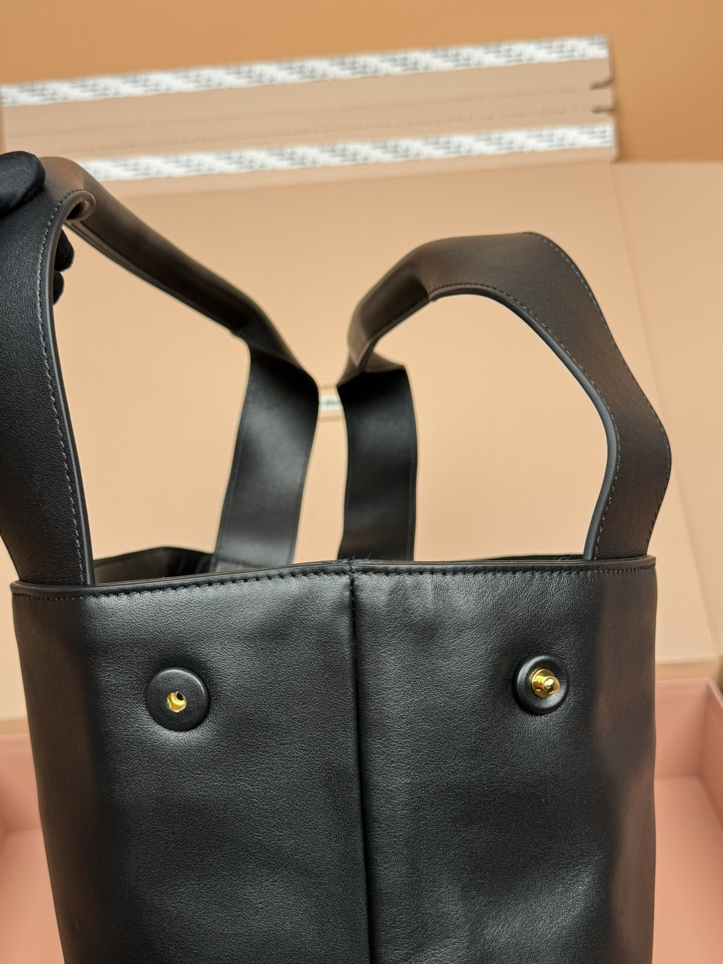 M1v M1v leather hobo bag 39x38.5x11cm