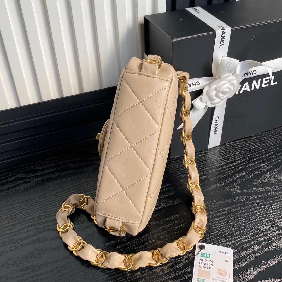 Ch*el fall-winter 2024-25 small flap bag 13x21x7cm