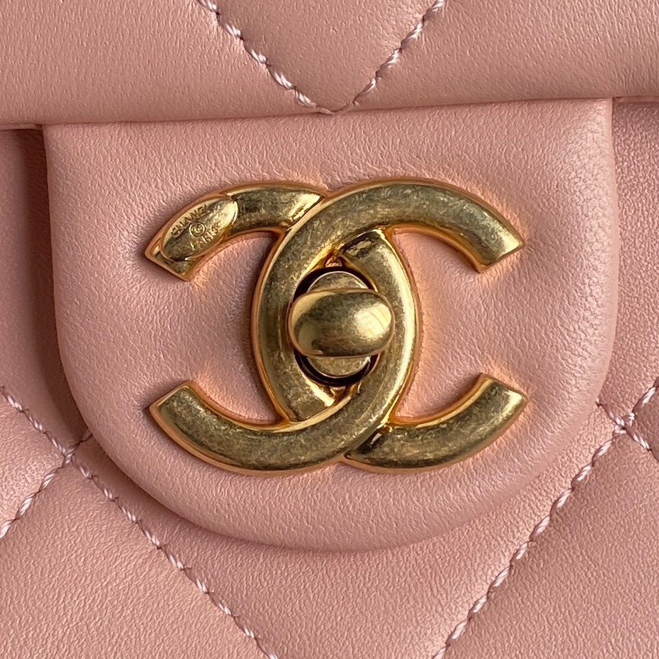 Ch*el fall-winter 2024-25 small flap bag 13x21x7cm