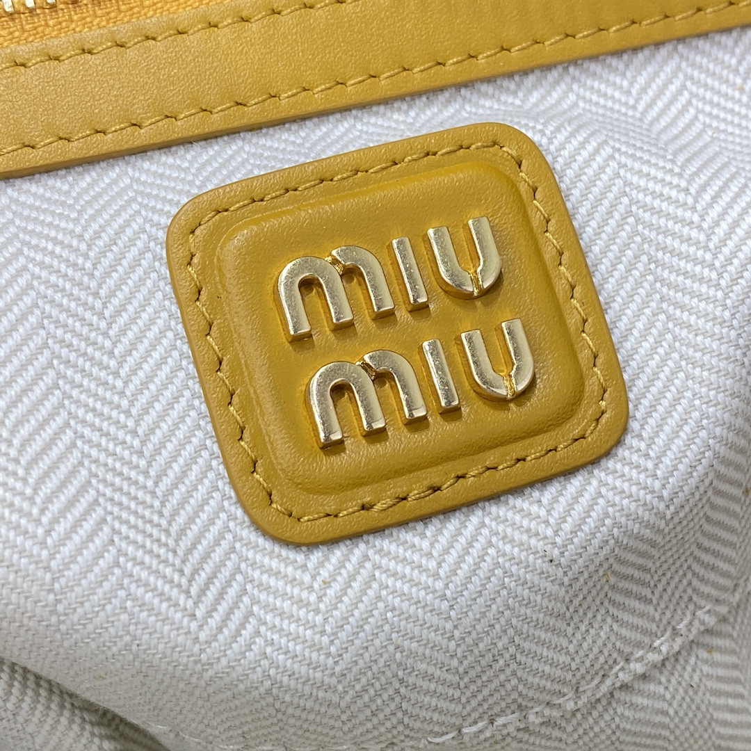 M1v M1v arcadie padded suede top-handle bag 12x27x9cm